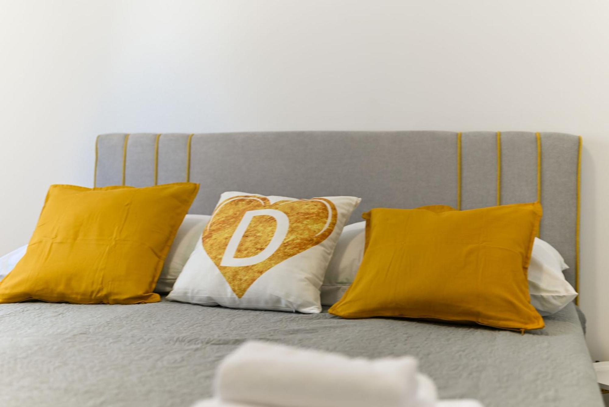 Apartments Diva トロギール エクステリア 写真