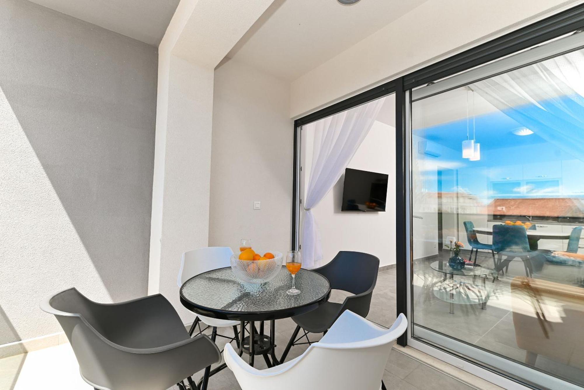 Apartments Diva トロギール エクステリア 写真